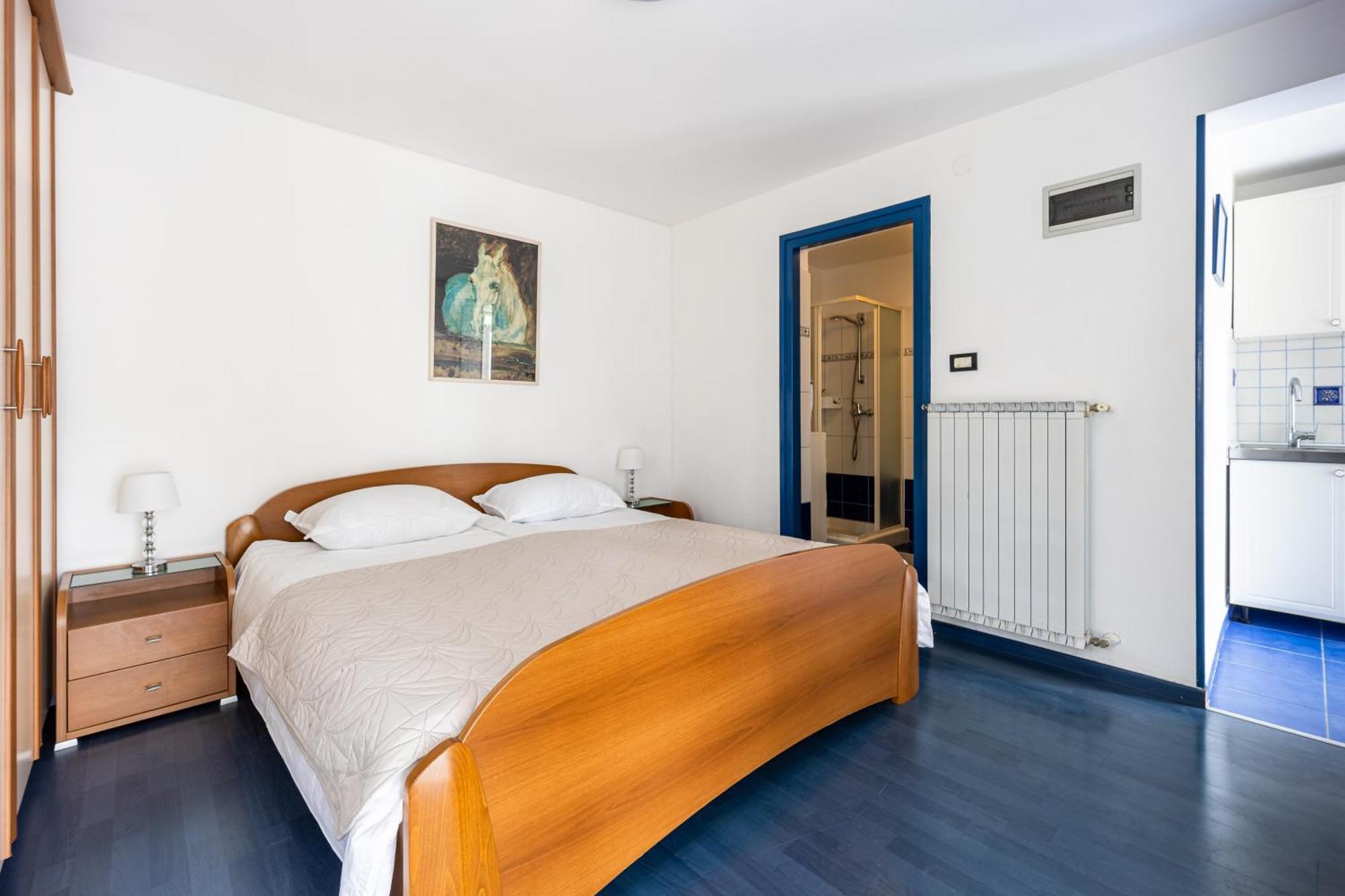 Apartments Sea View Rabac Oda fotoğraf